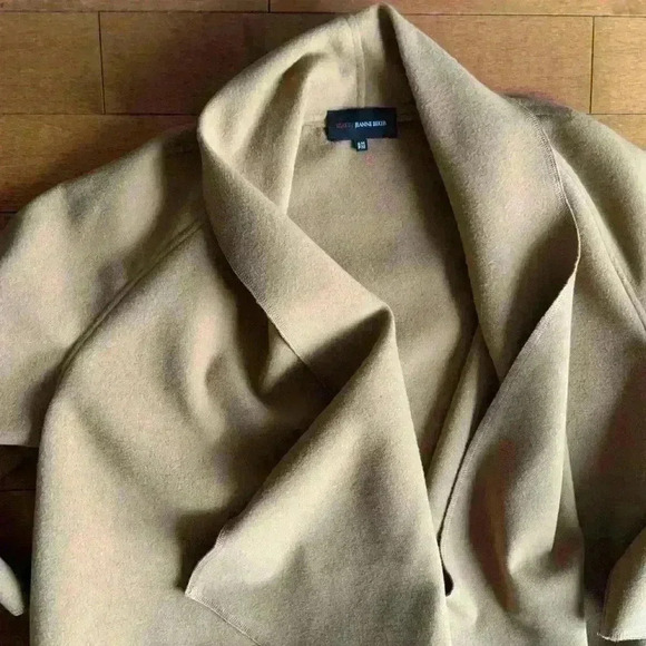 Edit | Oversized camel coat size small medium - Picture 3 of 4